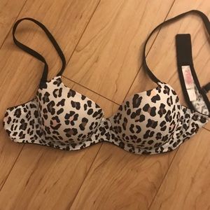Victoria’s Secret PINK Lightly Lined Bra